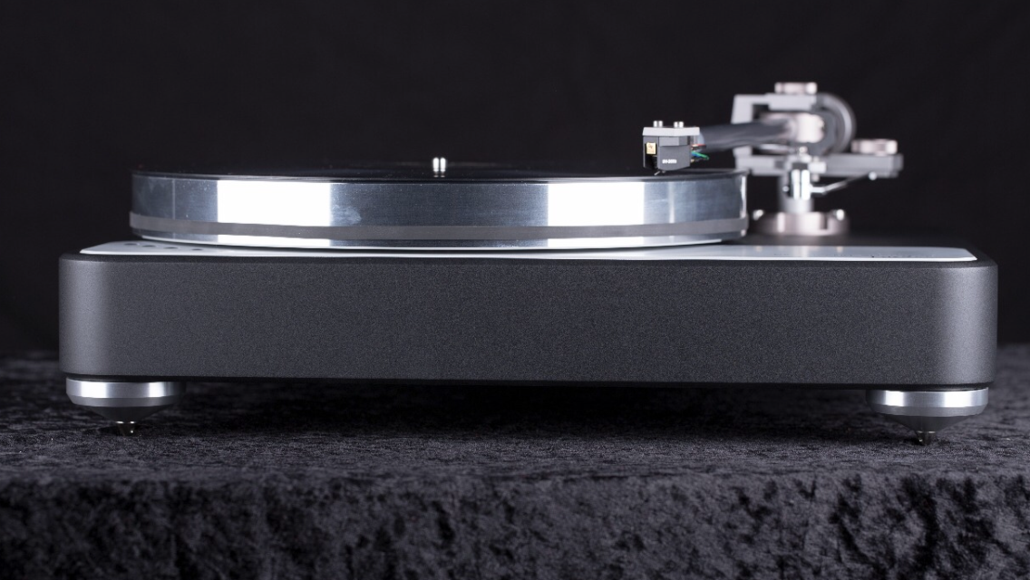 Dr. Feickert Analogue Products, model Volare